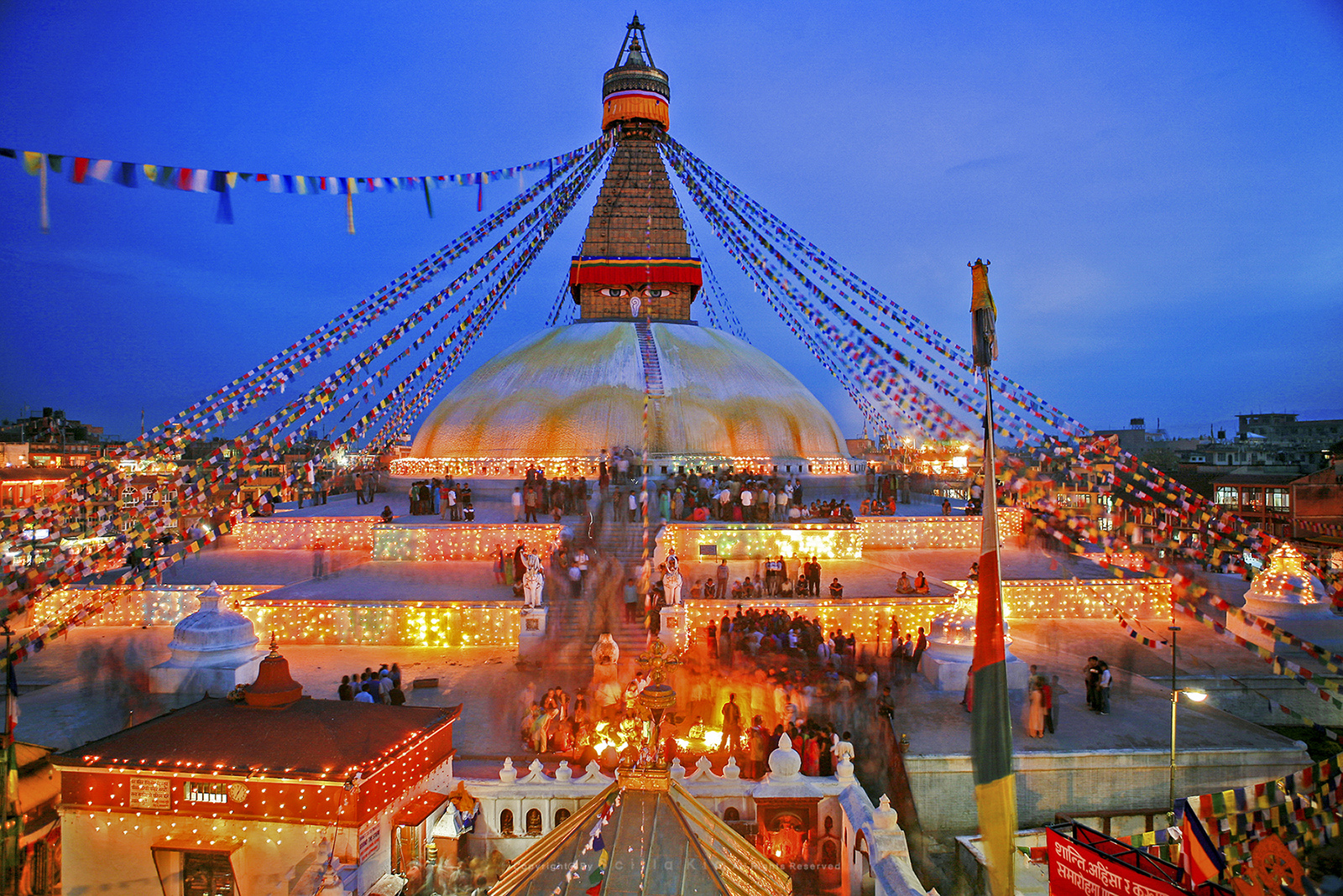 Nepal, Kathmandu, Boudhanath by SCILLA KIM (Flickr/Creative Commons)